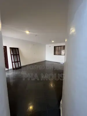 3bdrm Apartment in Tantra Hills for rent