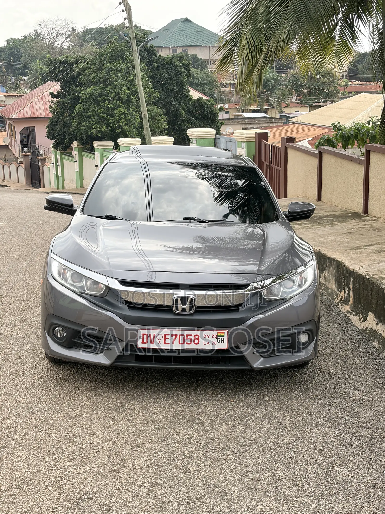 Honda Civic EX 4dr Sedan (2.0L 4cyl) 2017 Gray