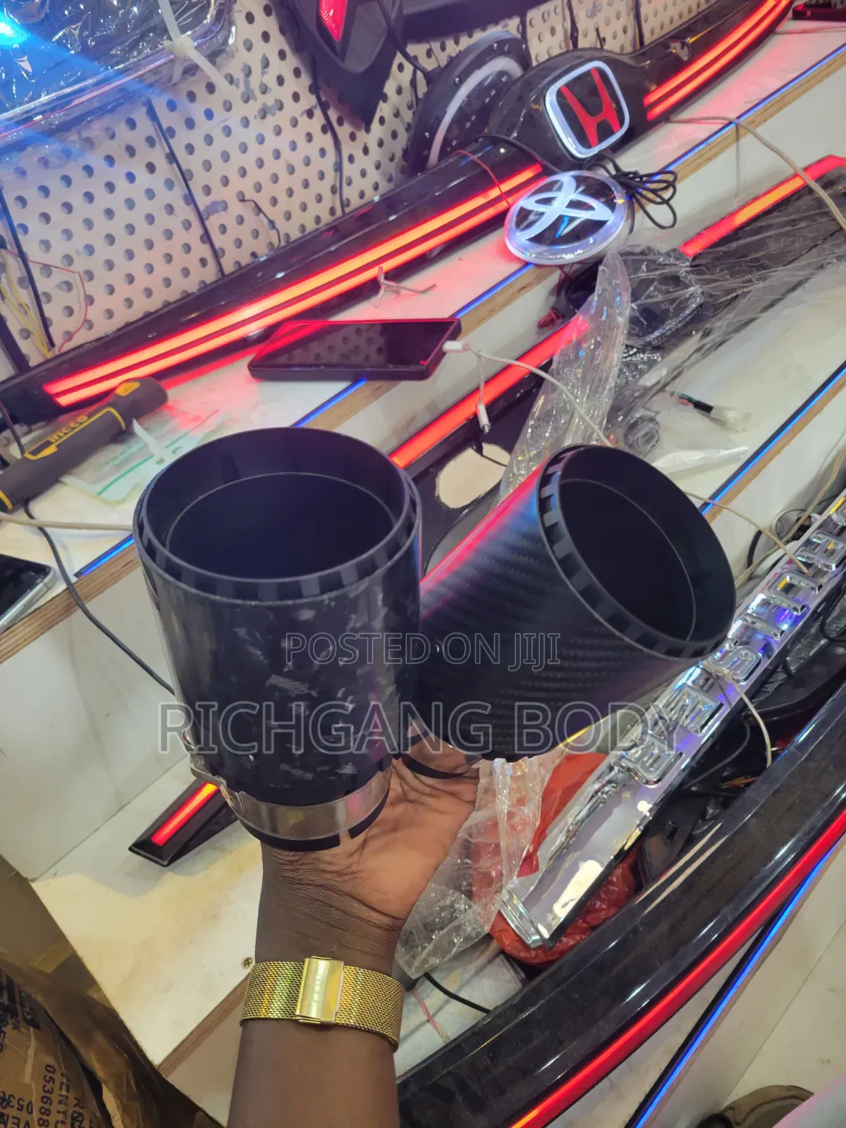 Original Universal Carbon Fibre Exuss Mouth for All Cars