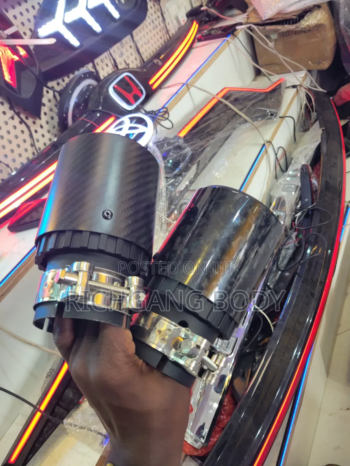 Original Universal Carbon Fibre Exuss Mouth for All Cars