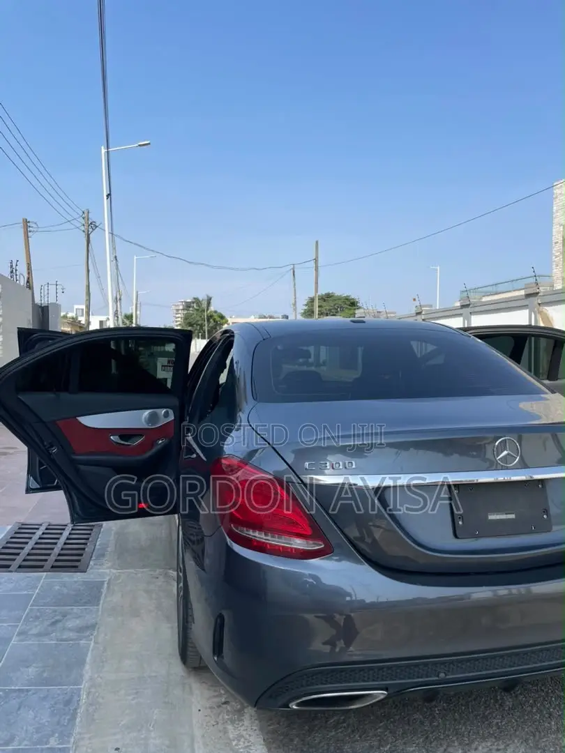 Mercedes-Benz C300 Base 4dr RWD Sedan (2.0L 4cyl 7A) 2015 Black