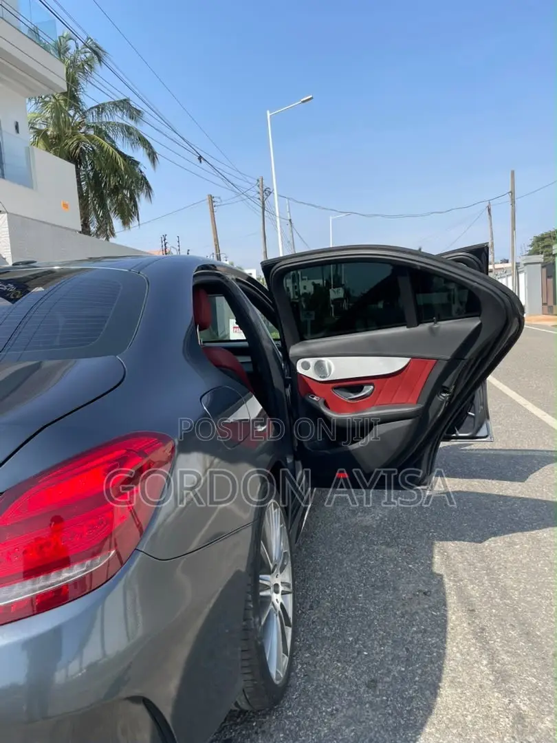 Mercedes-Benz C300 Base 4dr RWD Sedan (2.0L 4cyl 7A) 2015 Black