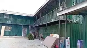 8bdrm House in Dzorwulu for rent
