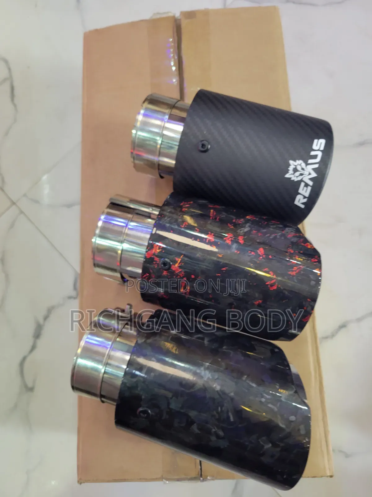 Normal Universal Exuss Mouth for All Cars.