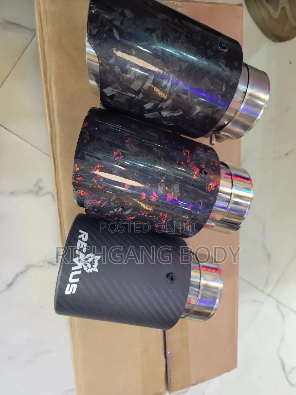 Normal Universal Exuss Mouth for All Cars.