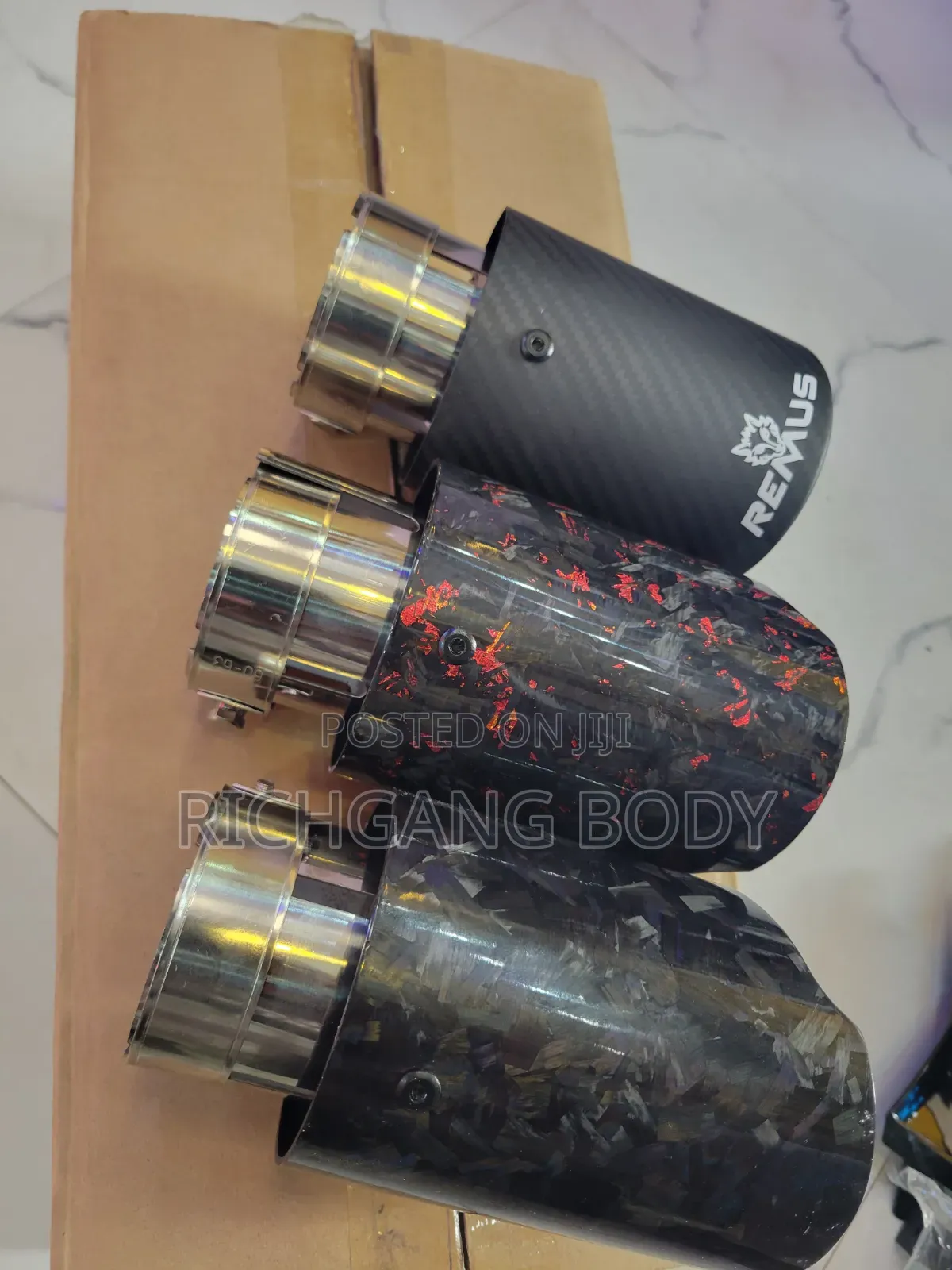 Normal Universal Exuss Mouth for All Cars.