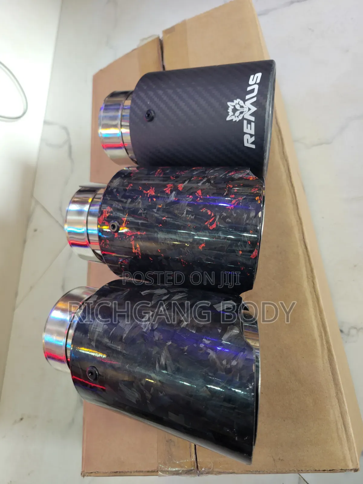 Normal Universal Exuss Mouth for All Cars.