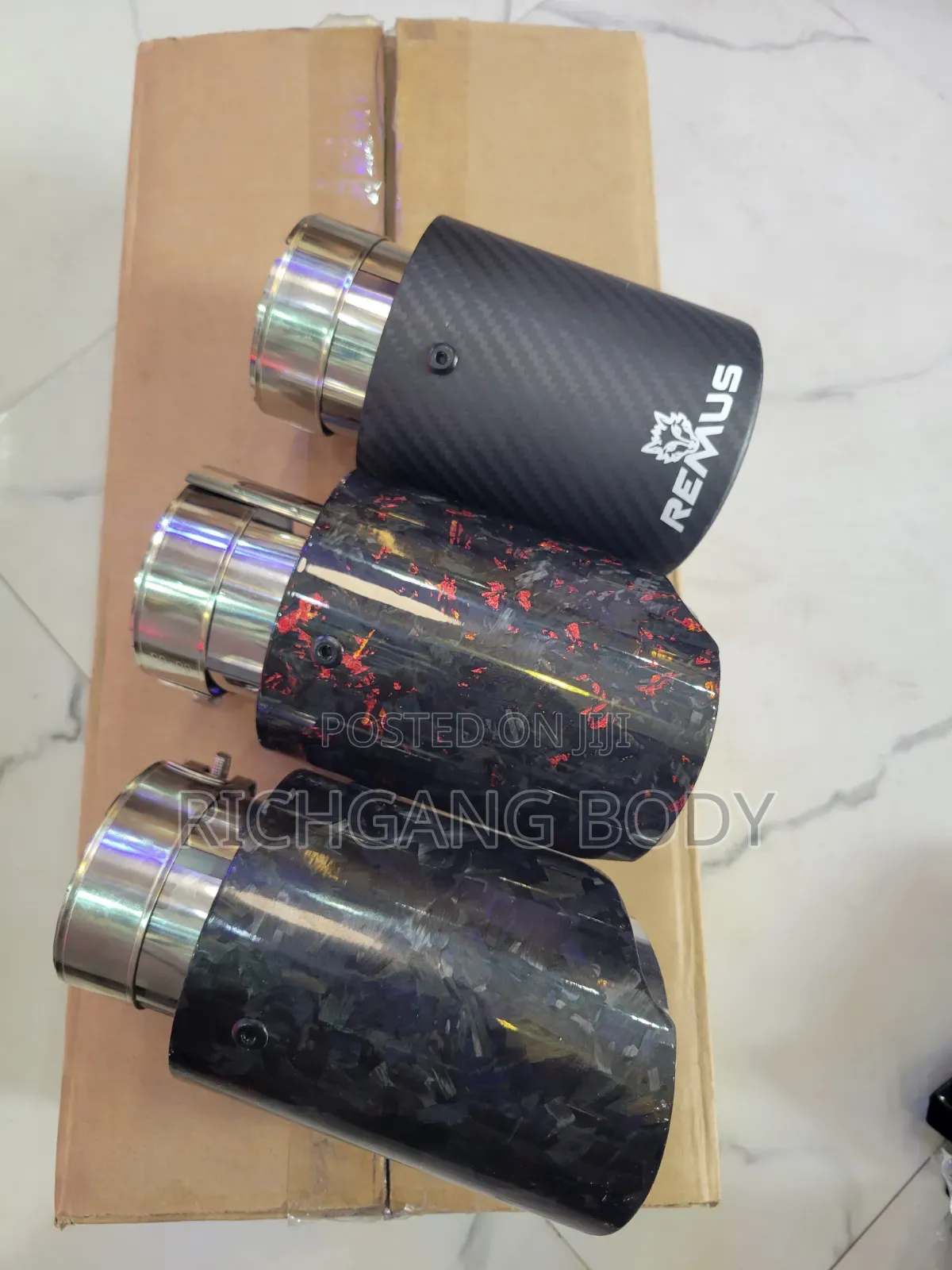 Normal Universal Exuss Mouth for All Cars.