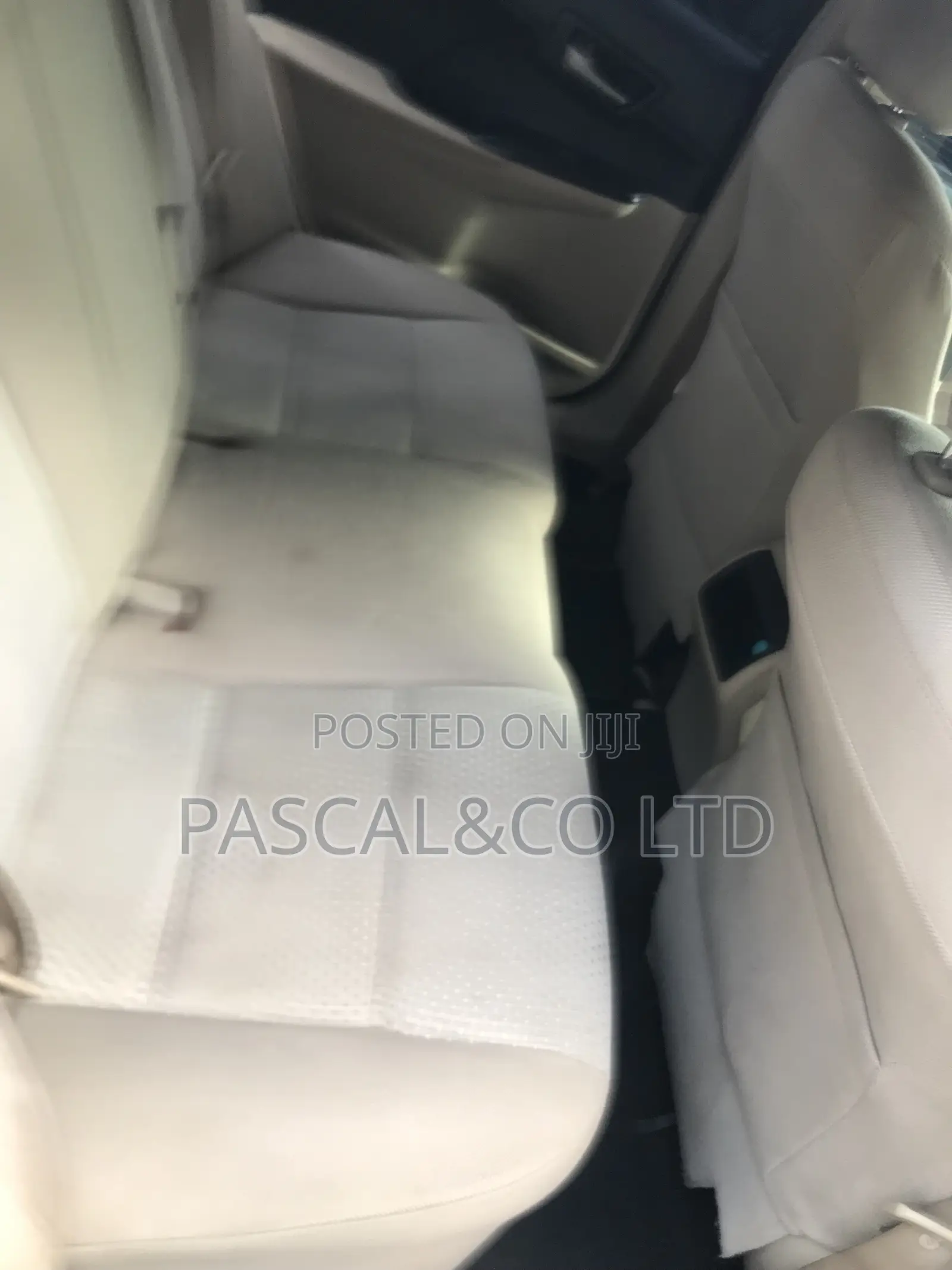 Toyota Camry LE 4dr Sedan (2.5L 4cyl 6A) 2013 Red