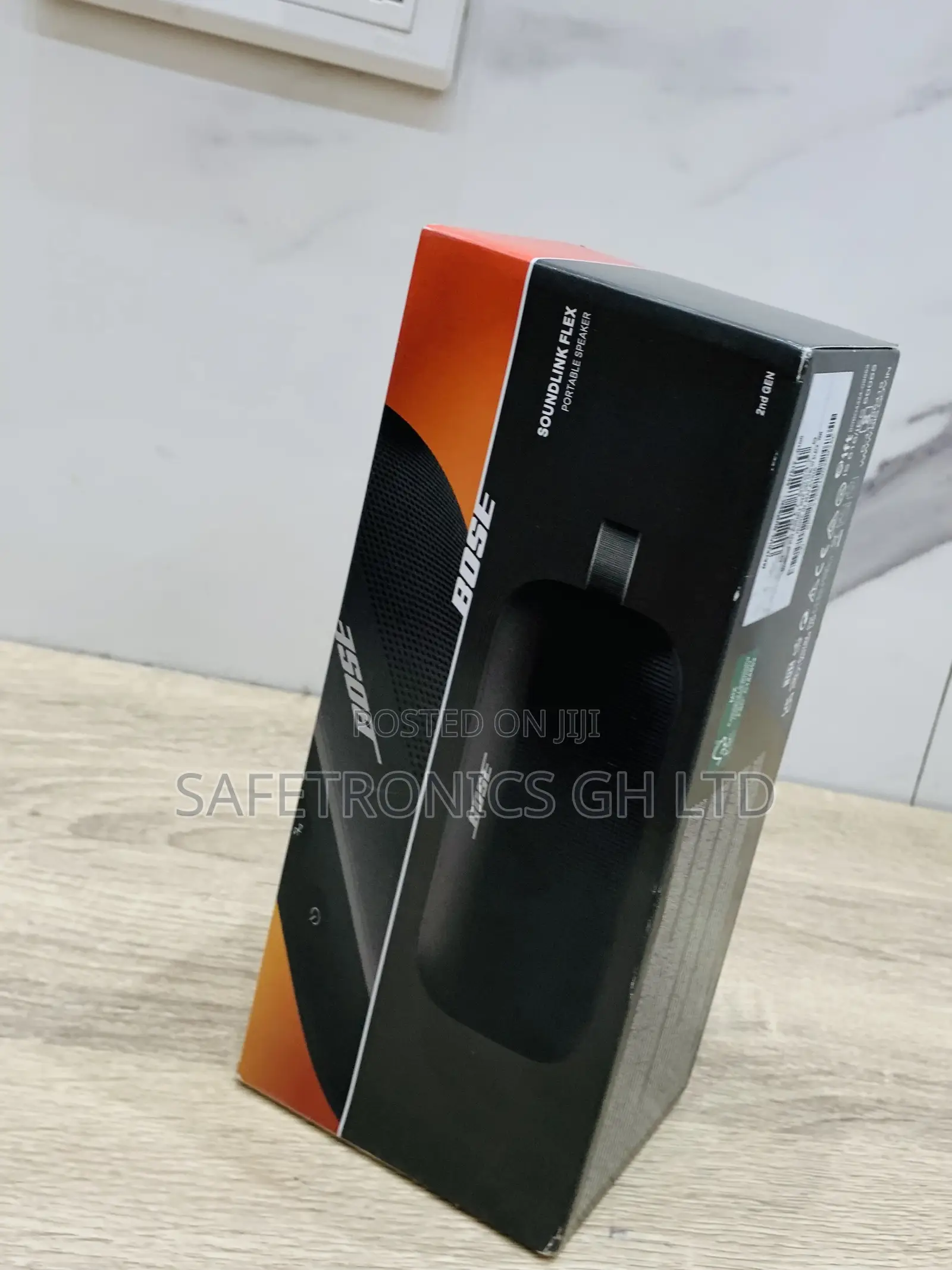 Grab Quality Black Bluetooth Bose Soundlink Flex Speaker