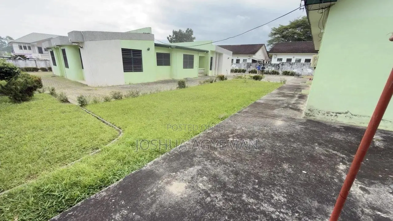 5bdrm House in Takoradi for sale