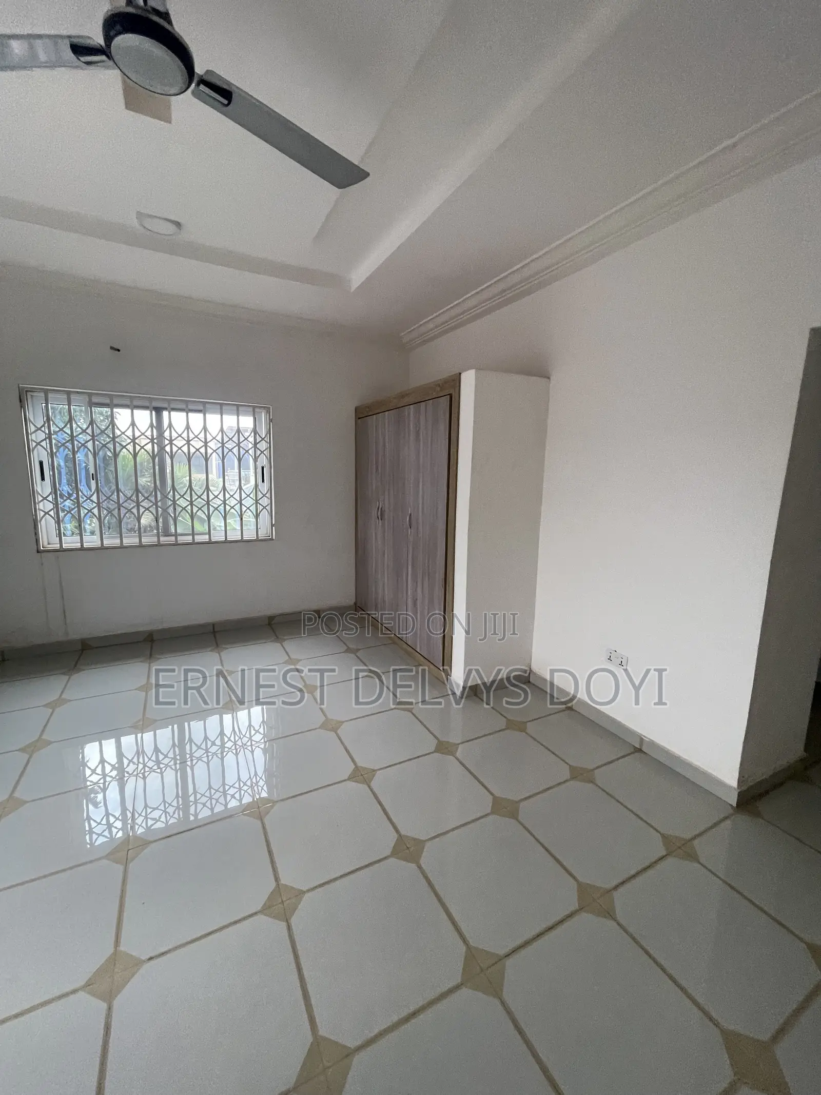 4bdrm Mansion in Ghana Flag for sale