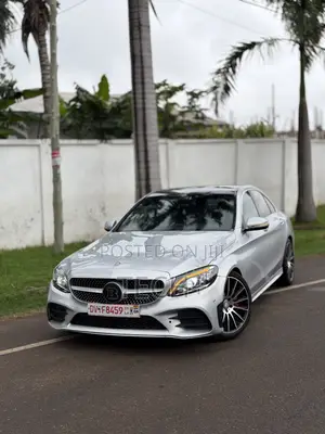 Mercedes-Benz C300 2016