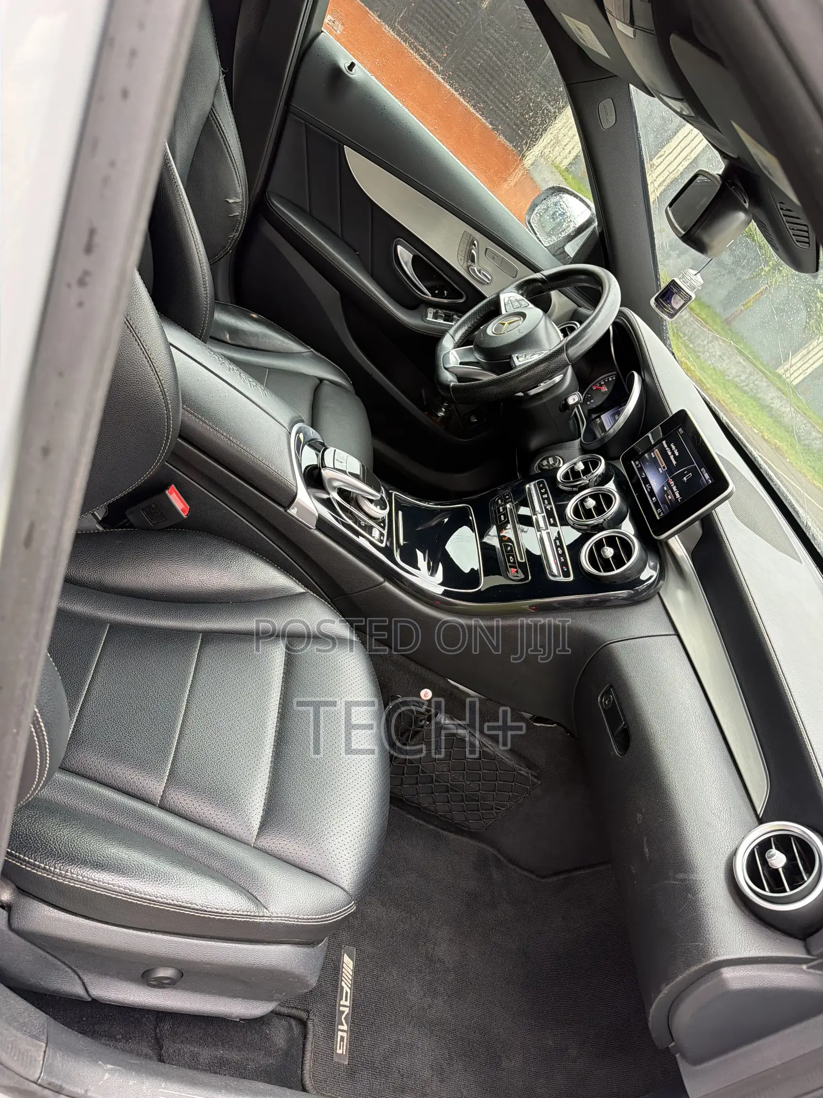 Mercedes-Benz C300 2016