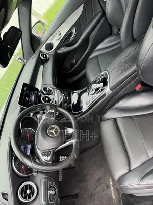 Mercedes-Benz C300 2016