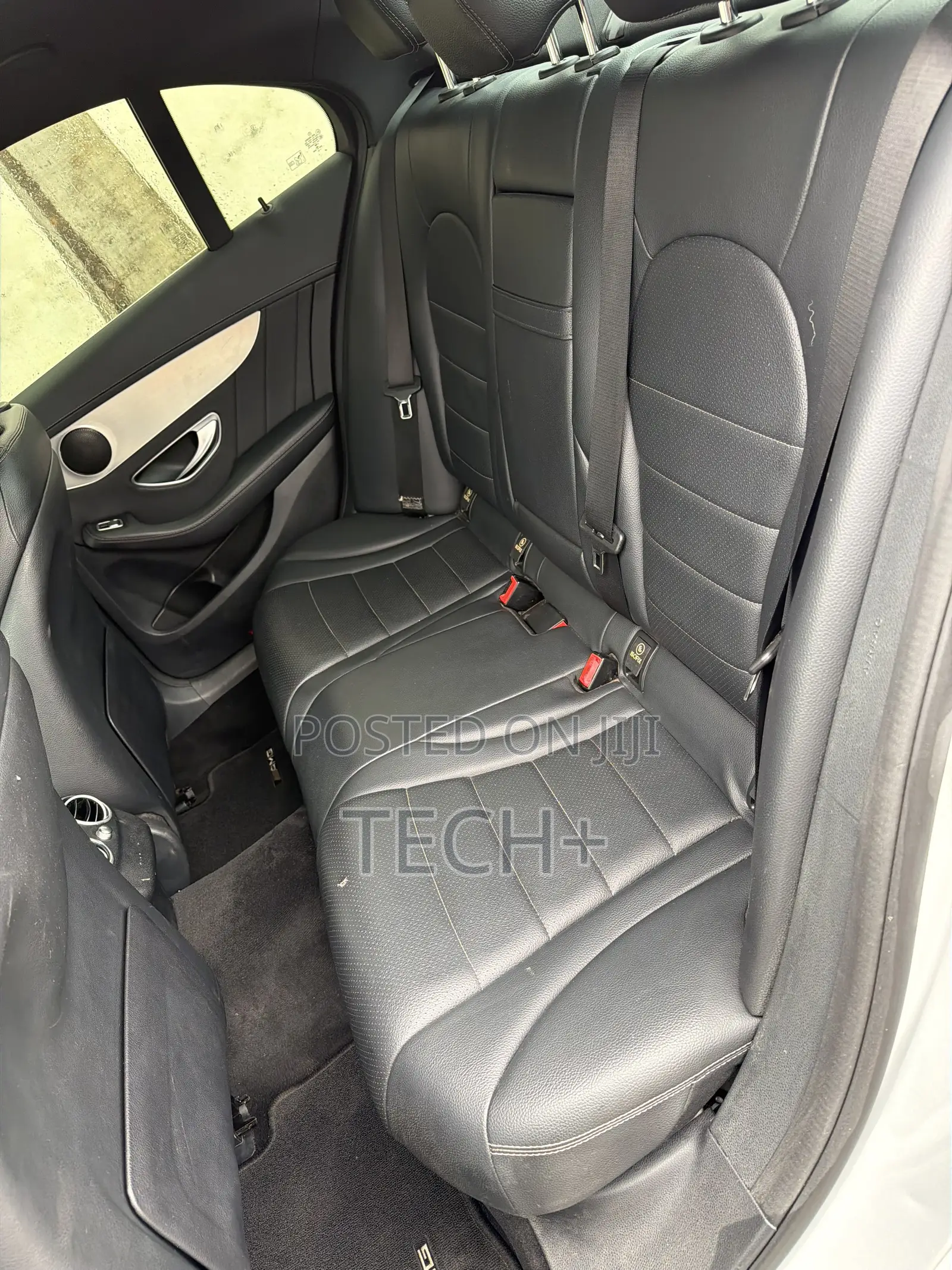 Mercedes-Benz C300 2016