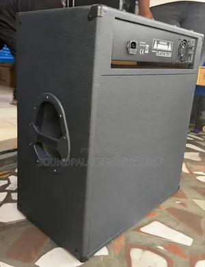 Marshall BA400 Bass Guitar Combo Amplifier