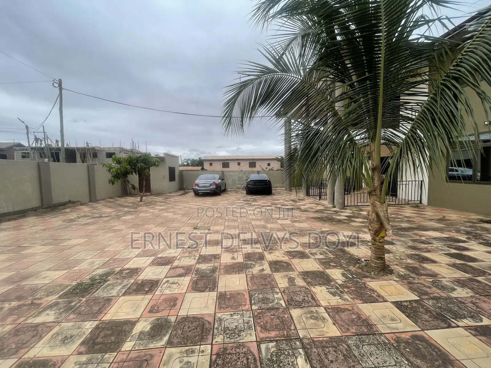 3bdrm Maisonette in Adenta, Frafraha for rent