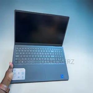 Laptop Dell Inspiron 15 3511 16GB Intel Core i7 SSD 512GB