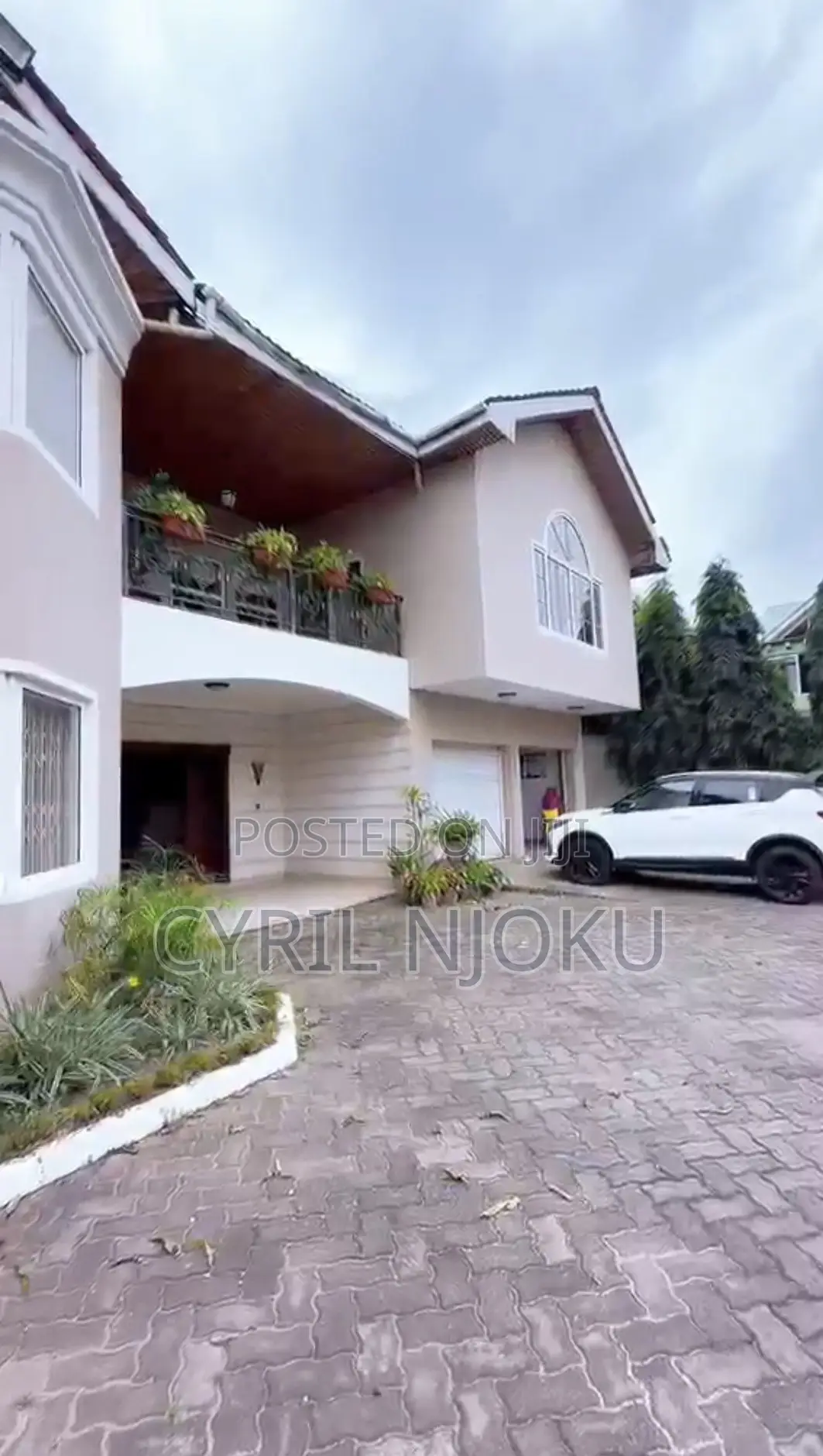 Furnished 5bdrm Mansion in Airport Residential Area for sale