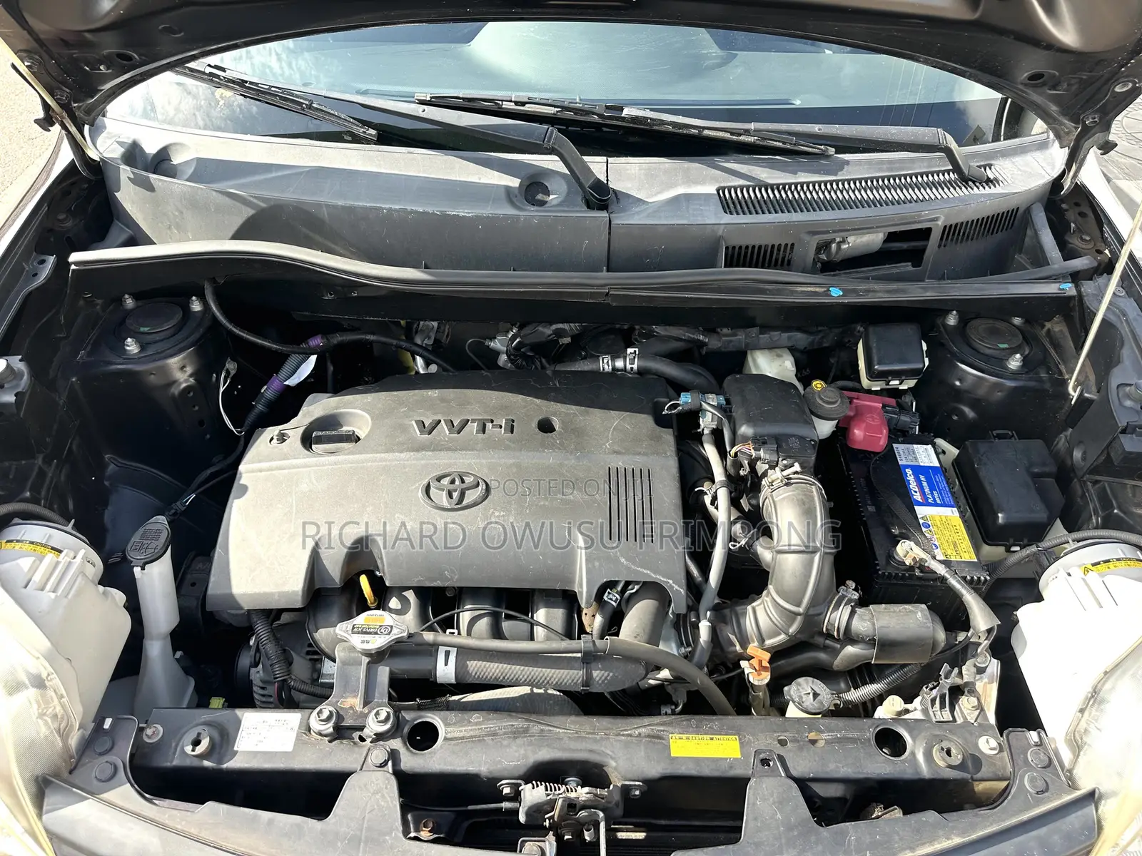 Toyota Sienta 2013 Purple
