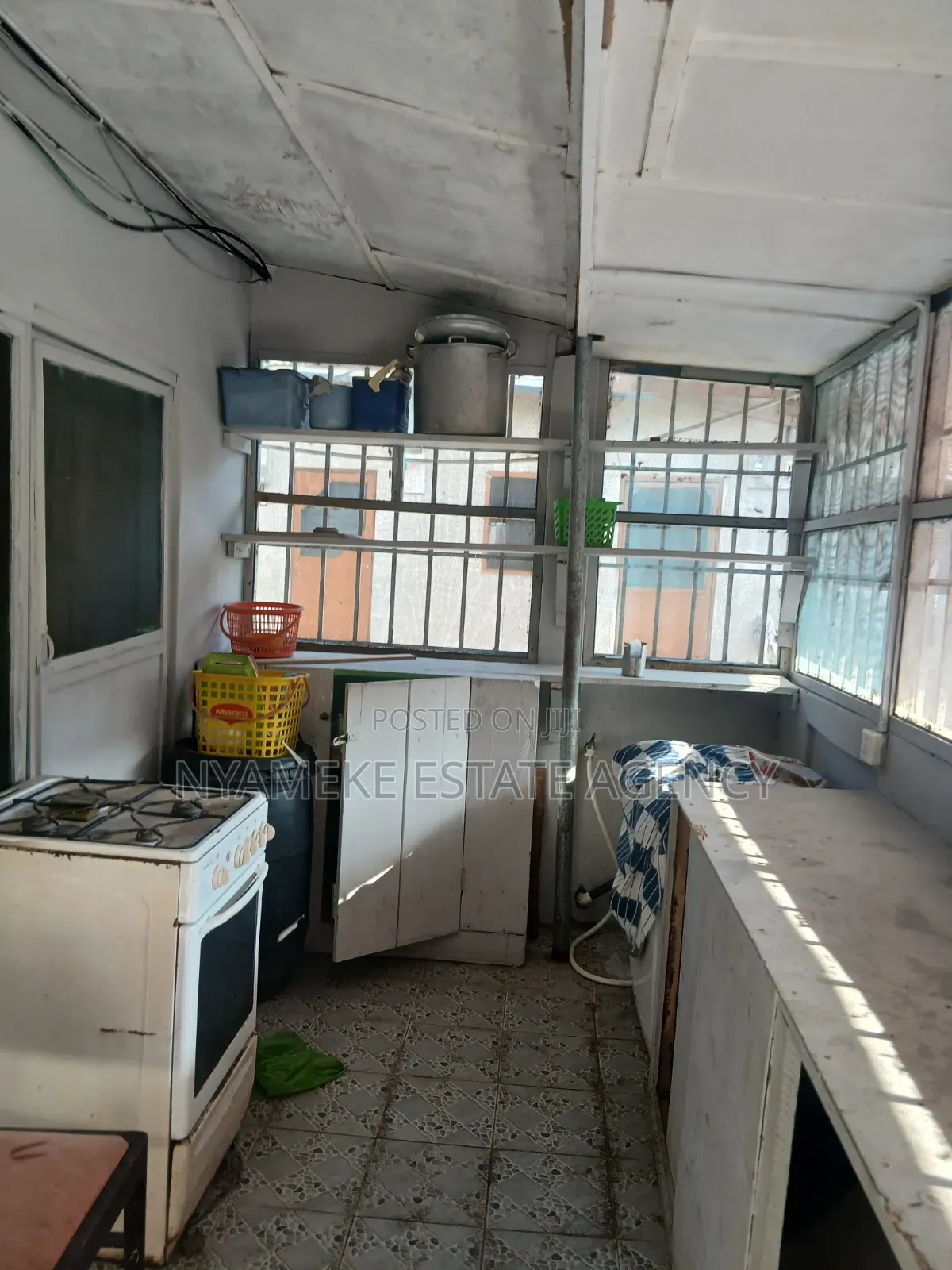 1bdrm Apartment in Karikari, Exhibition for rent