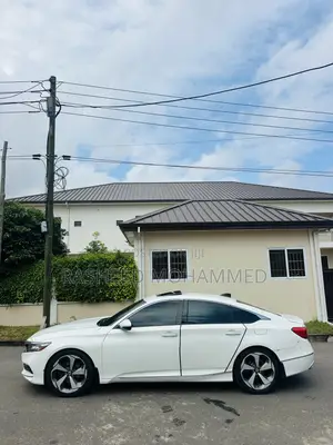 Honda Accord Touring 2.0T 2020 White