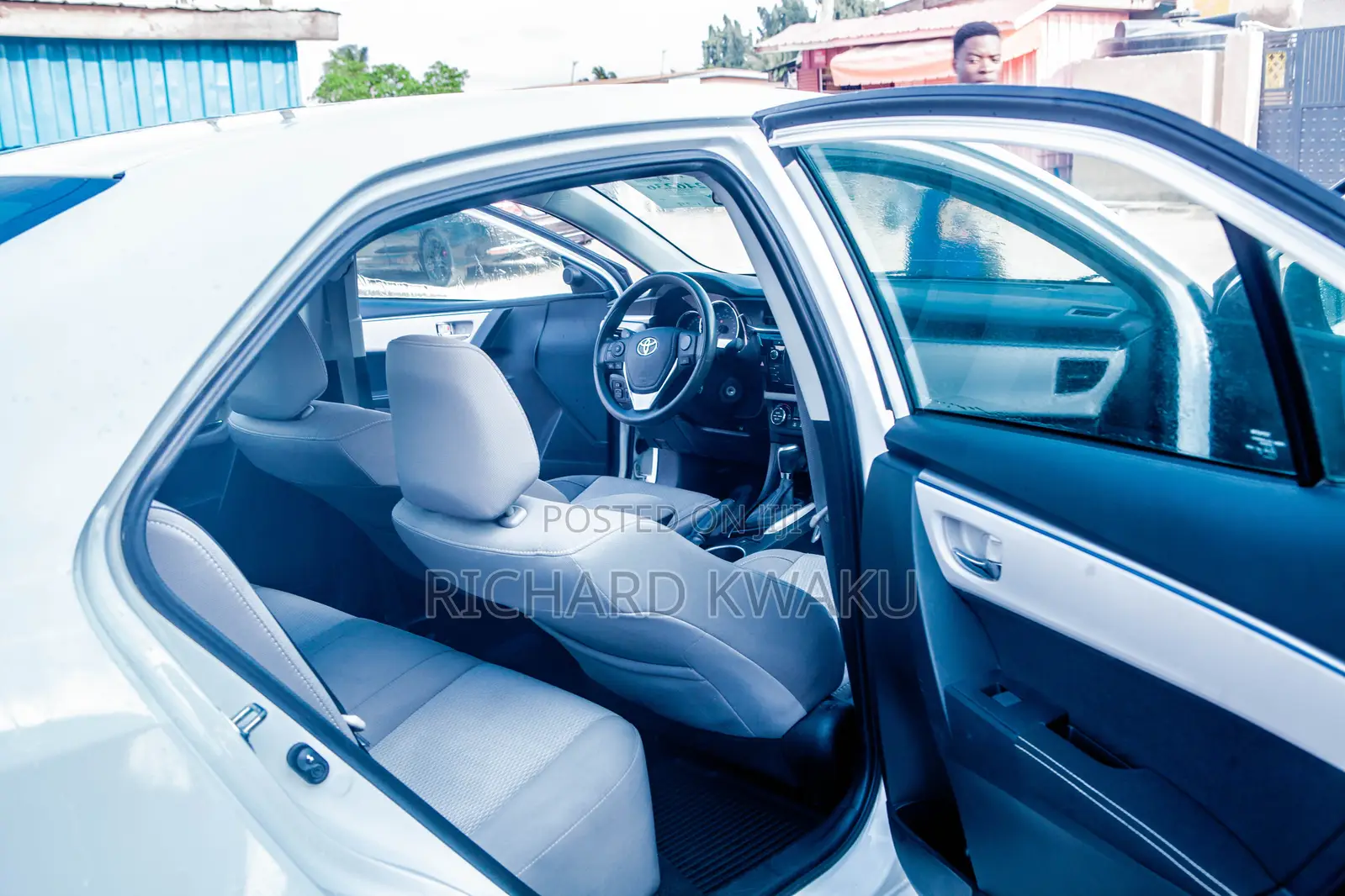 Toyota Corolla 2015 White