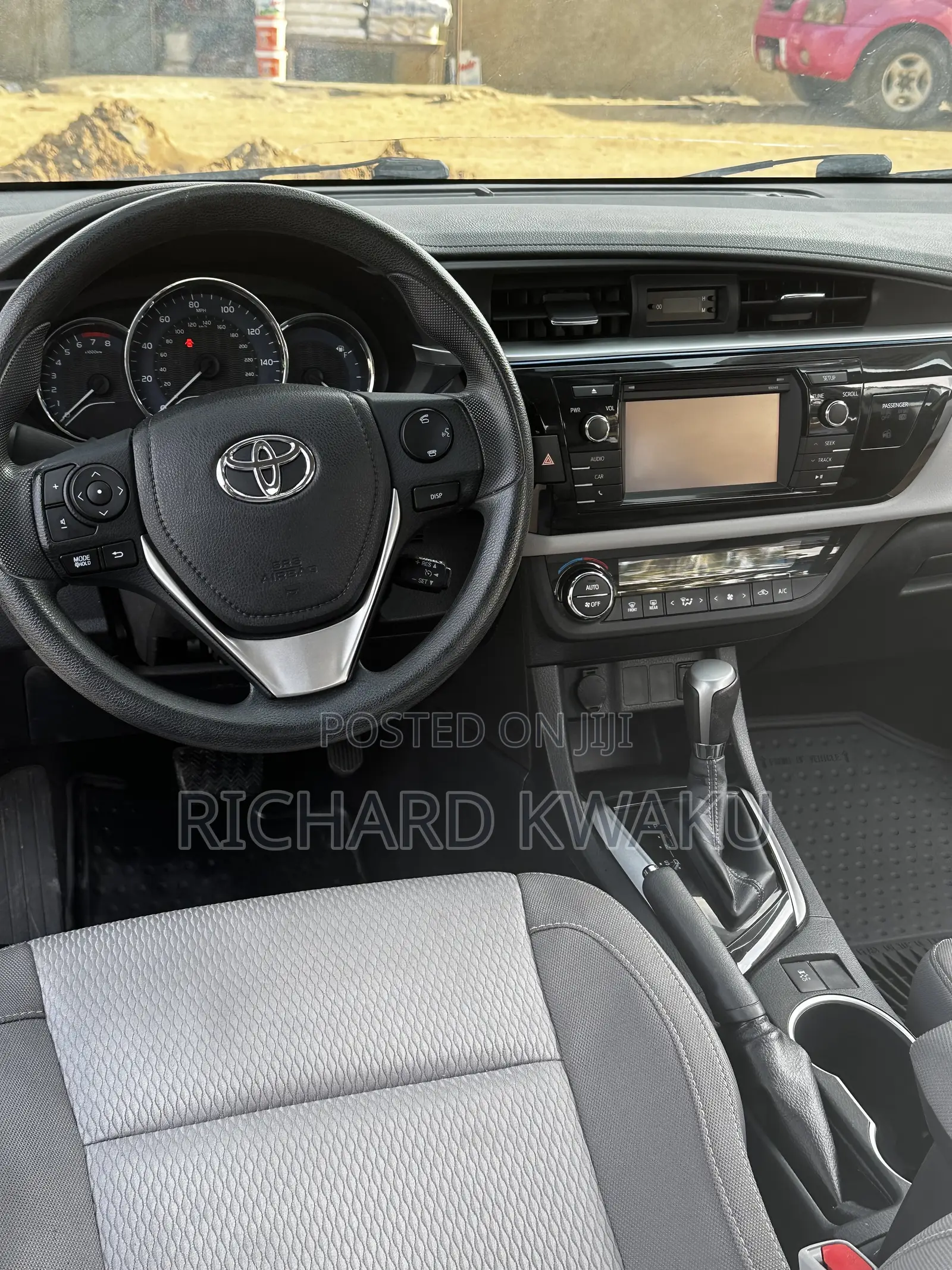 Toyota Corolla 2015 White
