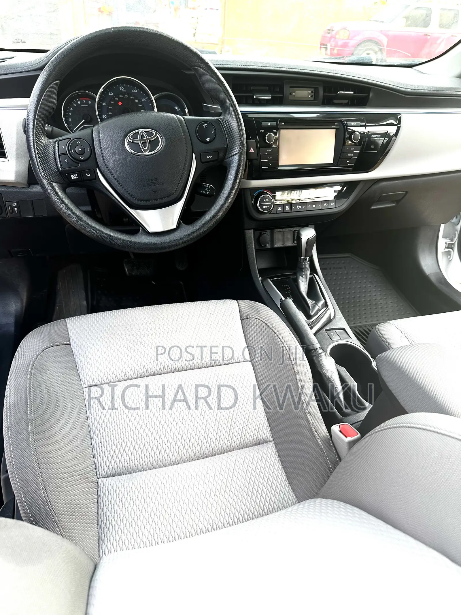 Toyota Corolla 2015 White