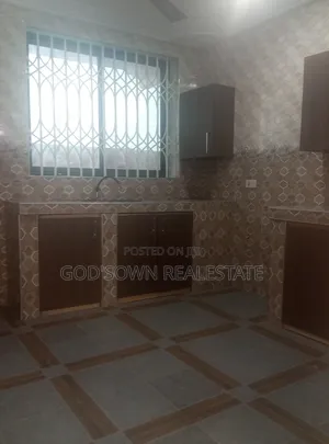 3bdrm Apartment in Gomoa East for rent