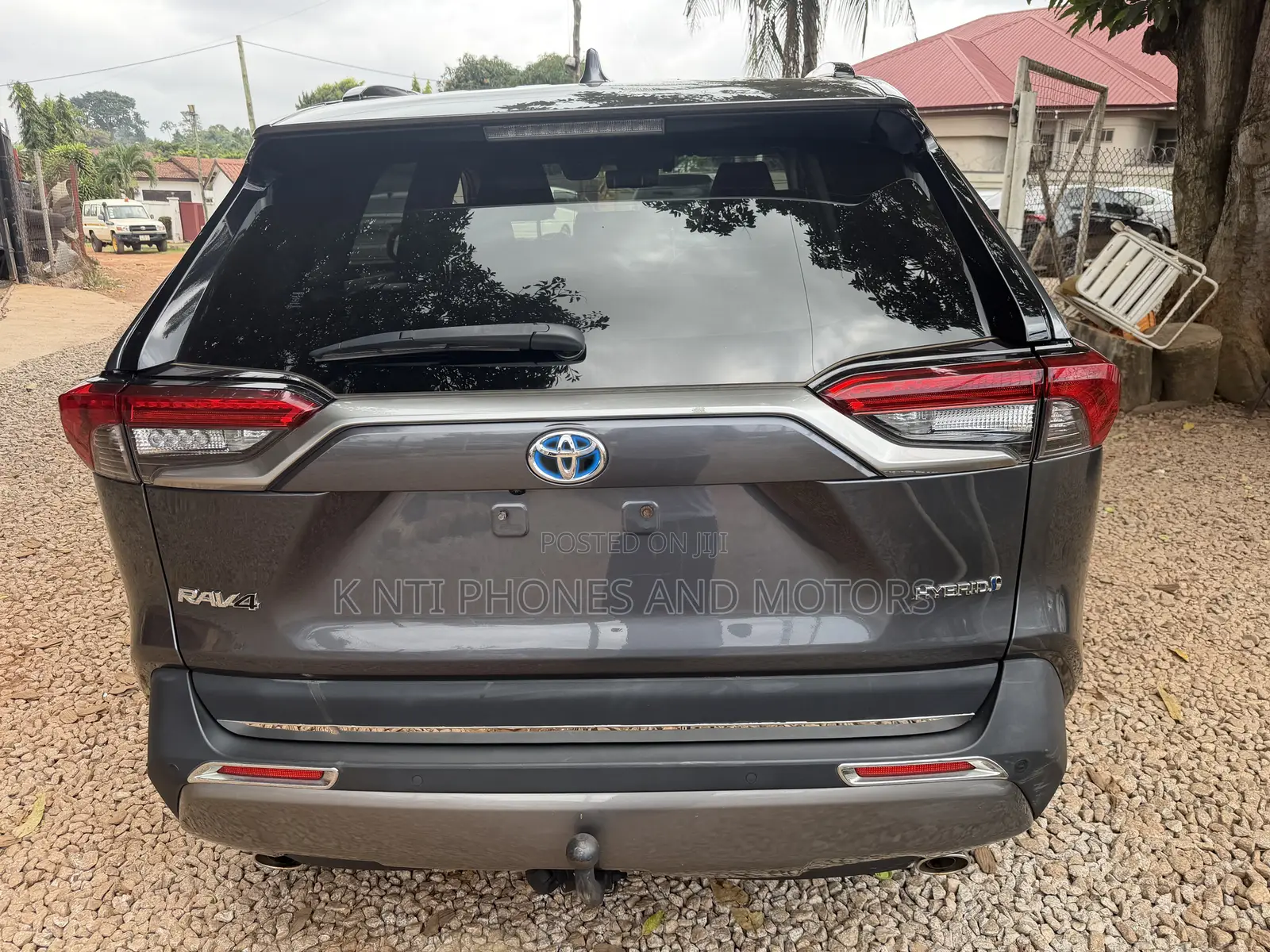 Toyota RAV4 XLE Premium 2022 Gray