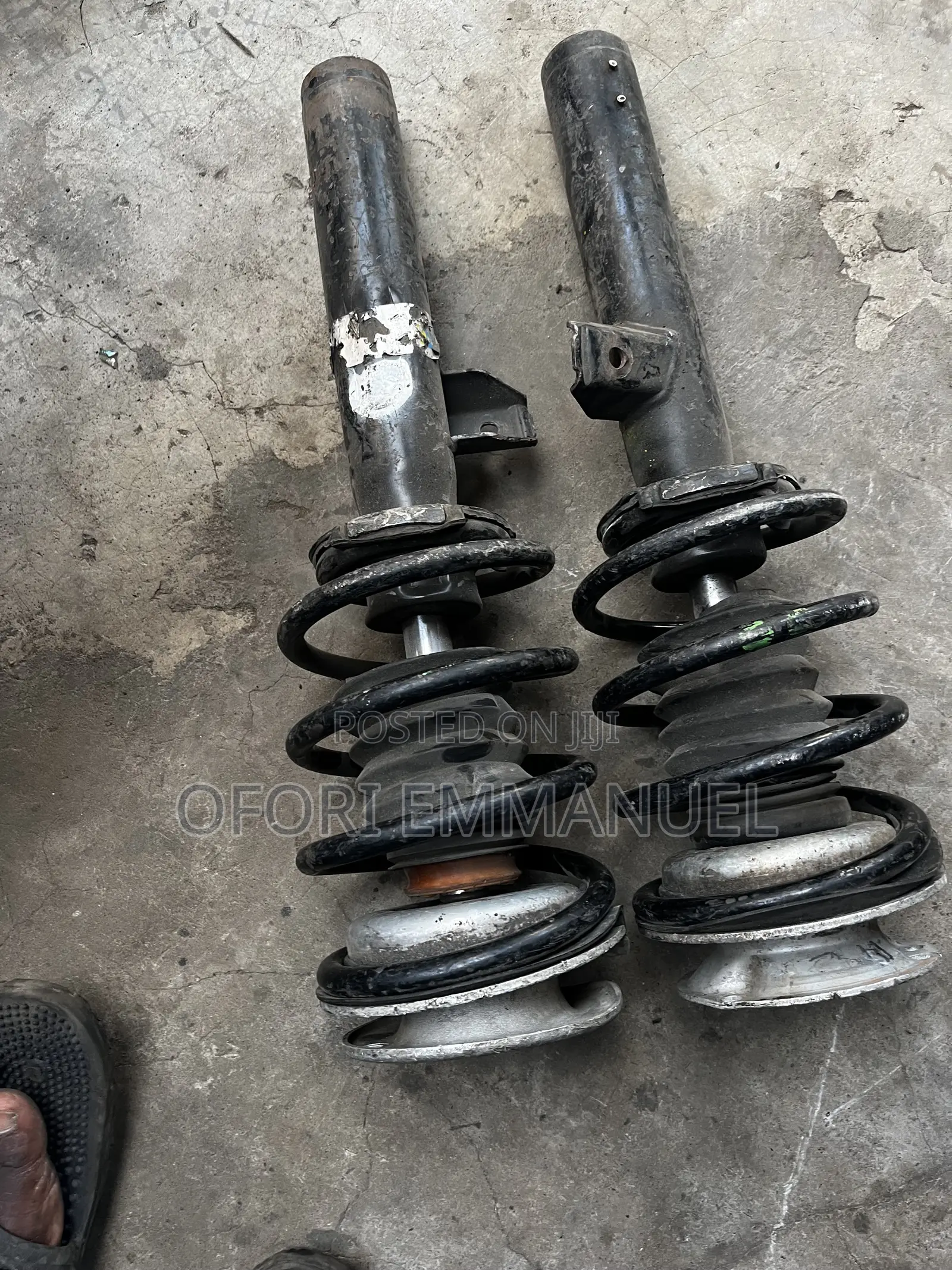 BMW E90/E93/E92 Front Shocks