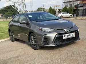 Toyota Corolla LE (1.8L 4cyl 2A) 2019 Beige