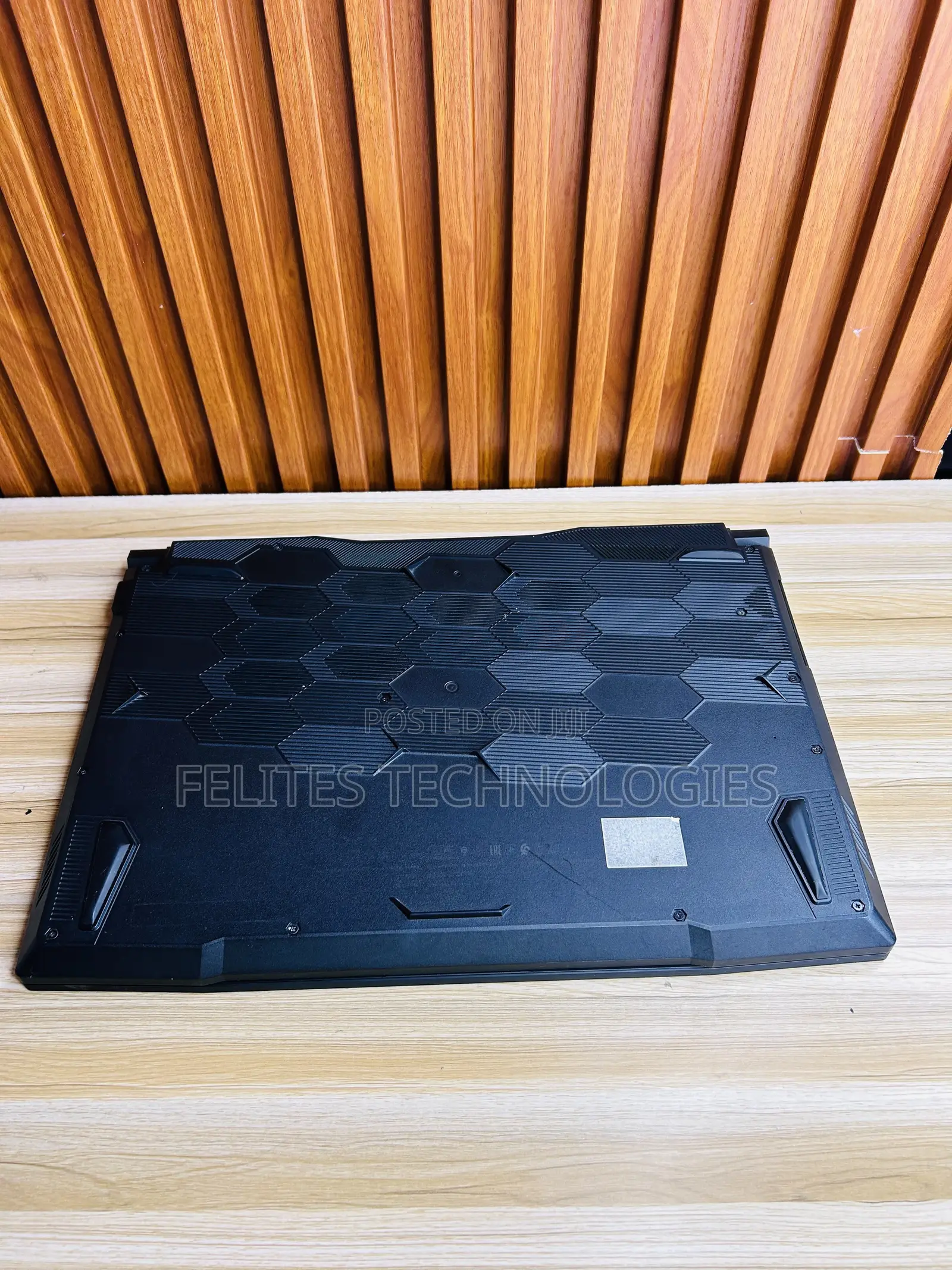 Laptop MSI Katana GF76 16GB Intel Core i7 SSD 512GB