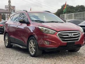 Hyundai Tucson SE FWD 2015 Red