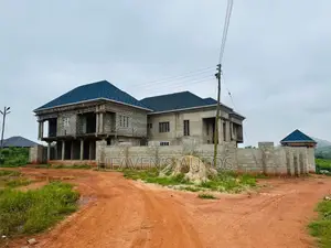 7bdrm Mansion in Asoreba Estate, Nsawam Adoagyiri Municipal for sale