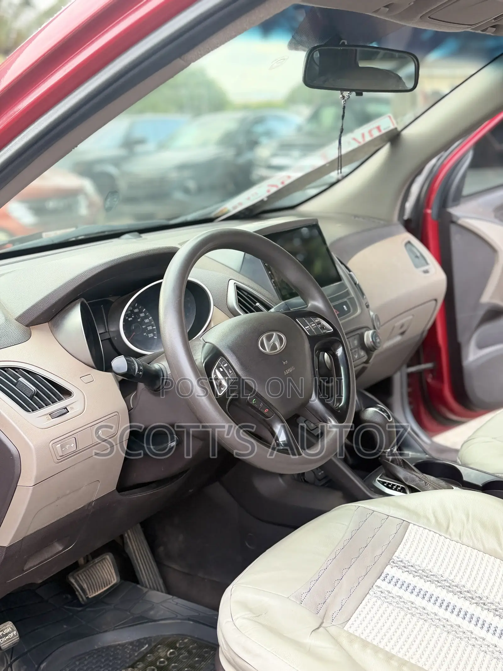 Hyundai Tucson 2014 Red