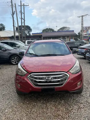 Hyundai Tucson 2014 Red
