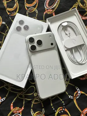 New Apple iPhone 17 Pro Max 256 GB Silver