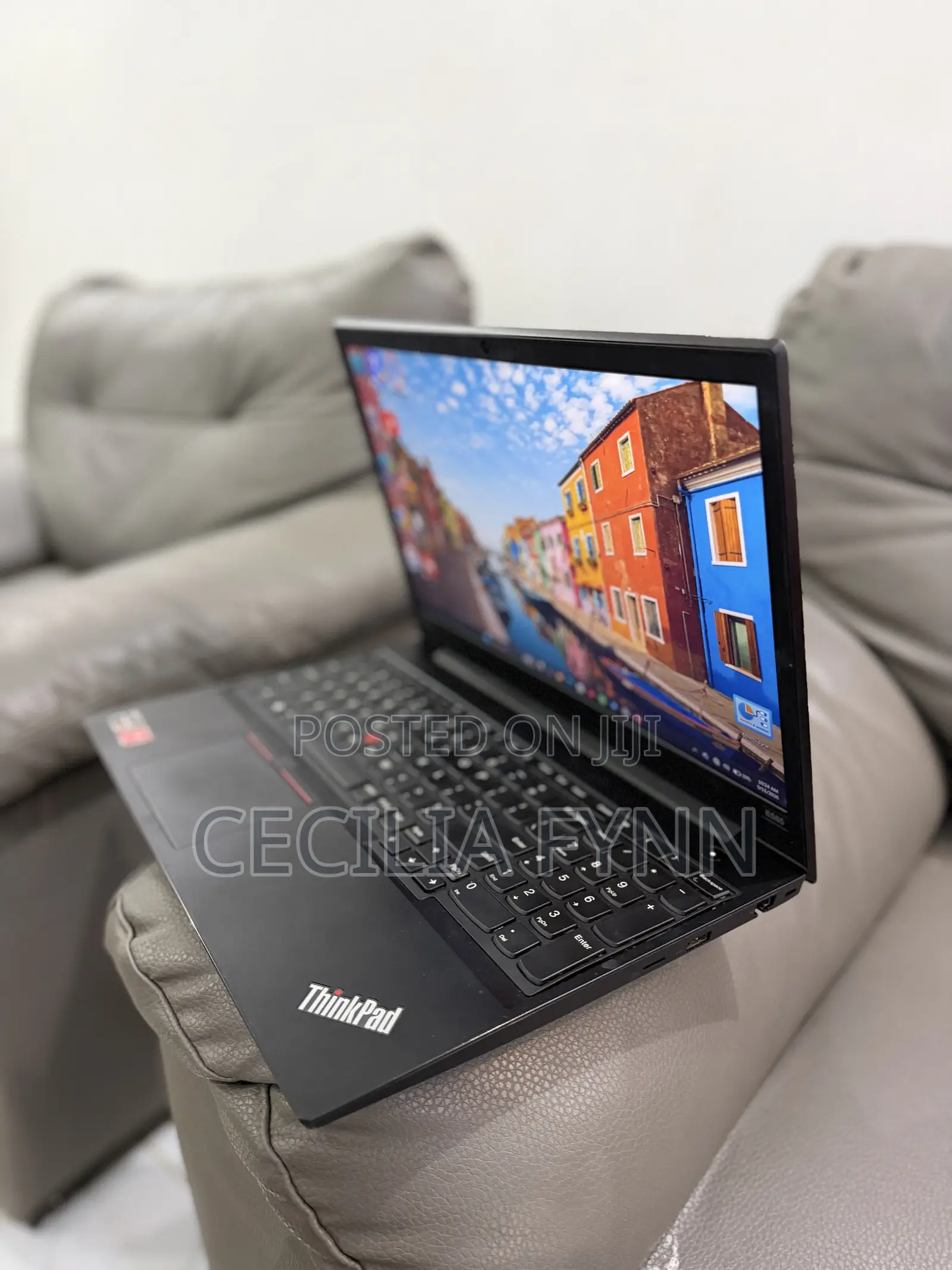 Laptop Lenovo ThinkPad E585 16GB AMD Ryzen 5 SSHD+SSD 256GB