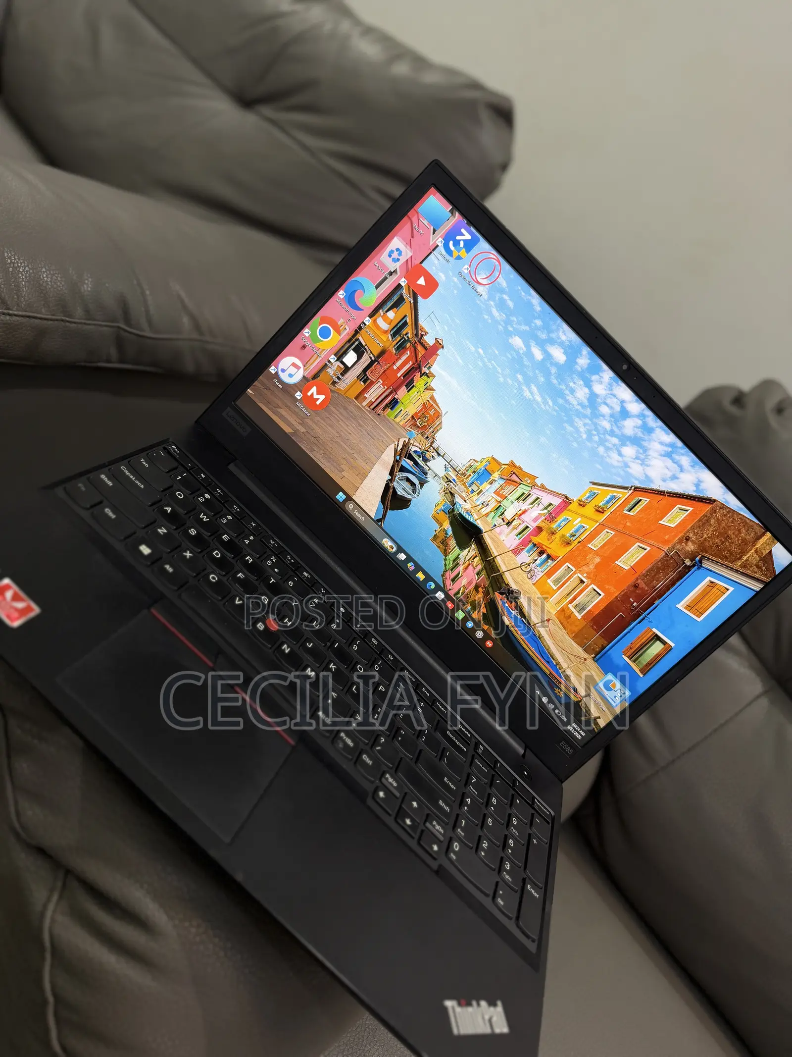 Laptop Lenovo ThinkPad E585 16GB AMD Ryzen 5 SSHD+SSD 256GB