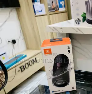 Super Quality Black Bluetooth JBL Flip 7 Speaker