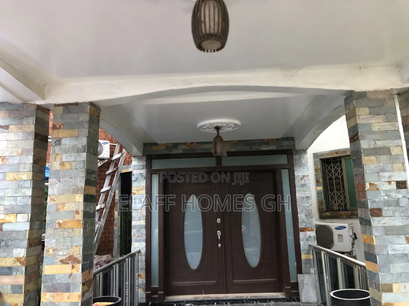 2bdrm Apartment in Elaffhomesgh, American House for rent