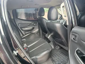Mitsubishi L200 2020 Black