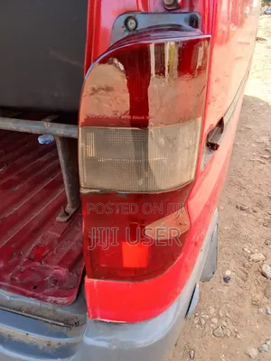 Toyota HiAce 2002 Red