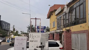 Shops/Office/Restaurant - All Types of Business Space for Rent
