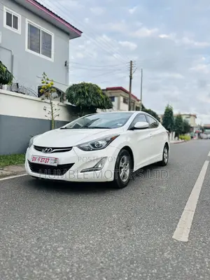 Hyundai Elantra 2015 White