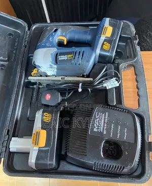 Mac Allister 18V Cordless Jigsaw Set With 2 Batteries Charger