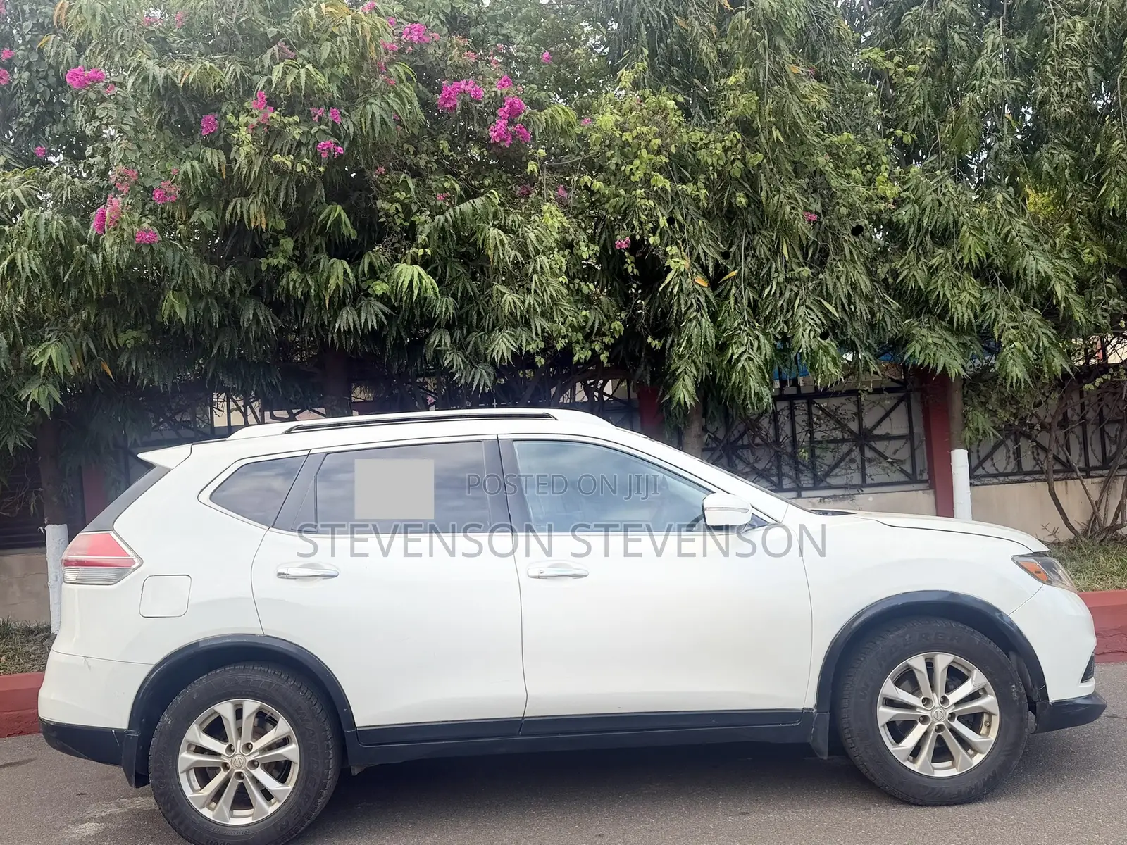Nissan Rogue S 4dr SUV AWD (2.5L 4cyl CVT) 2014 White